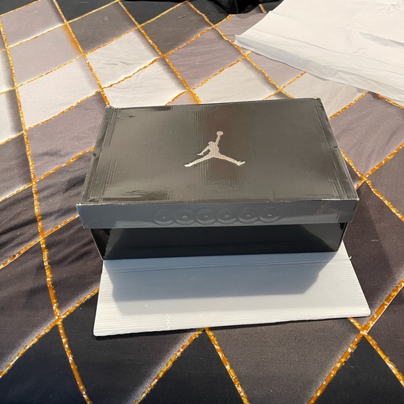 Jordan Men Michael Jordan Nike only wore 1 time so fabulous - Picture 9 of 11